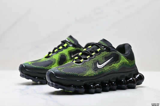 NIKE New Arrivals Running Shoe