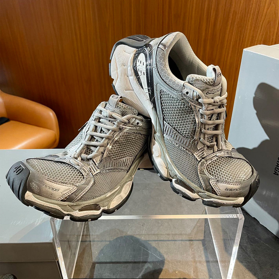 Balenciaga Limited Edition Couple Style Shoe