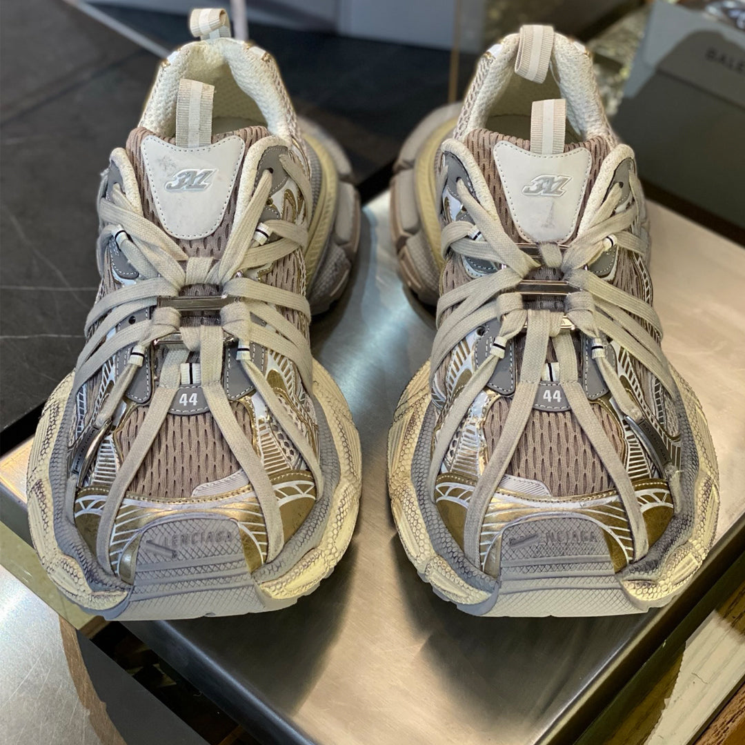 Balenciaga Limited Edition Couple's Style Shoe