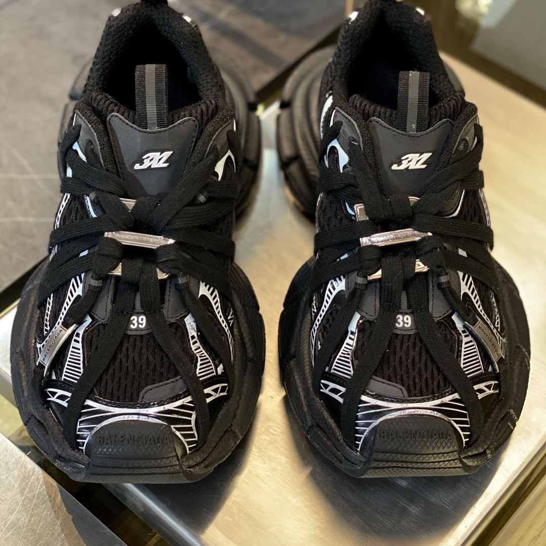 Balenciaga Limited Edition Couple's Style Shoe