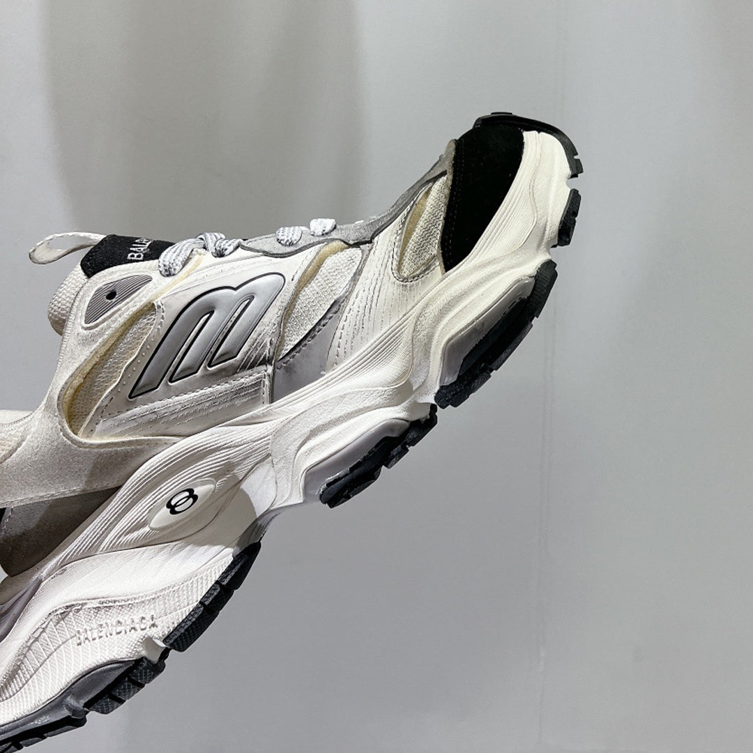Balenciaga Limited Edition Style Shoe