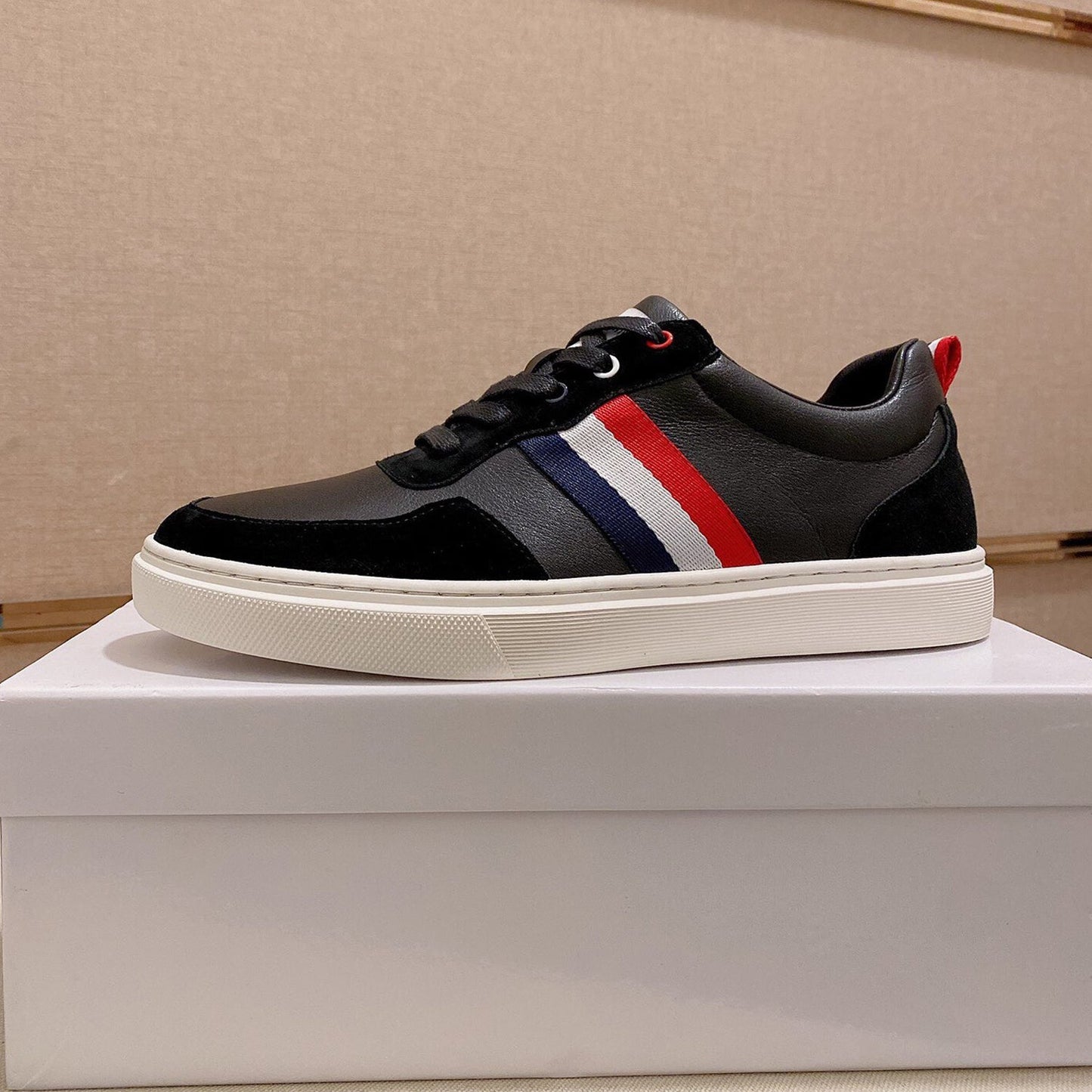 Thom Browne  2025 Men Sneakers