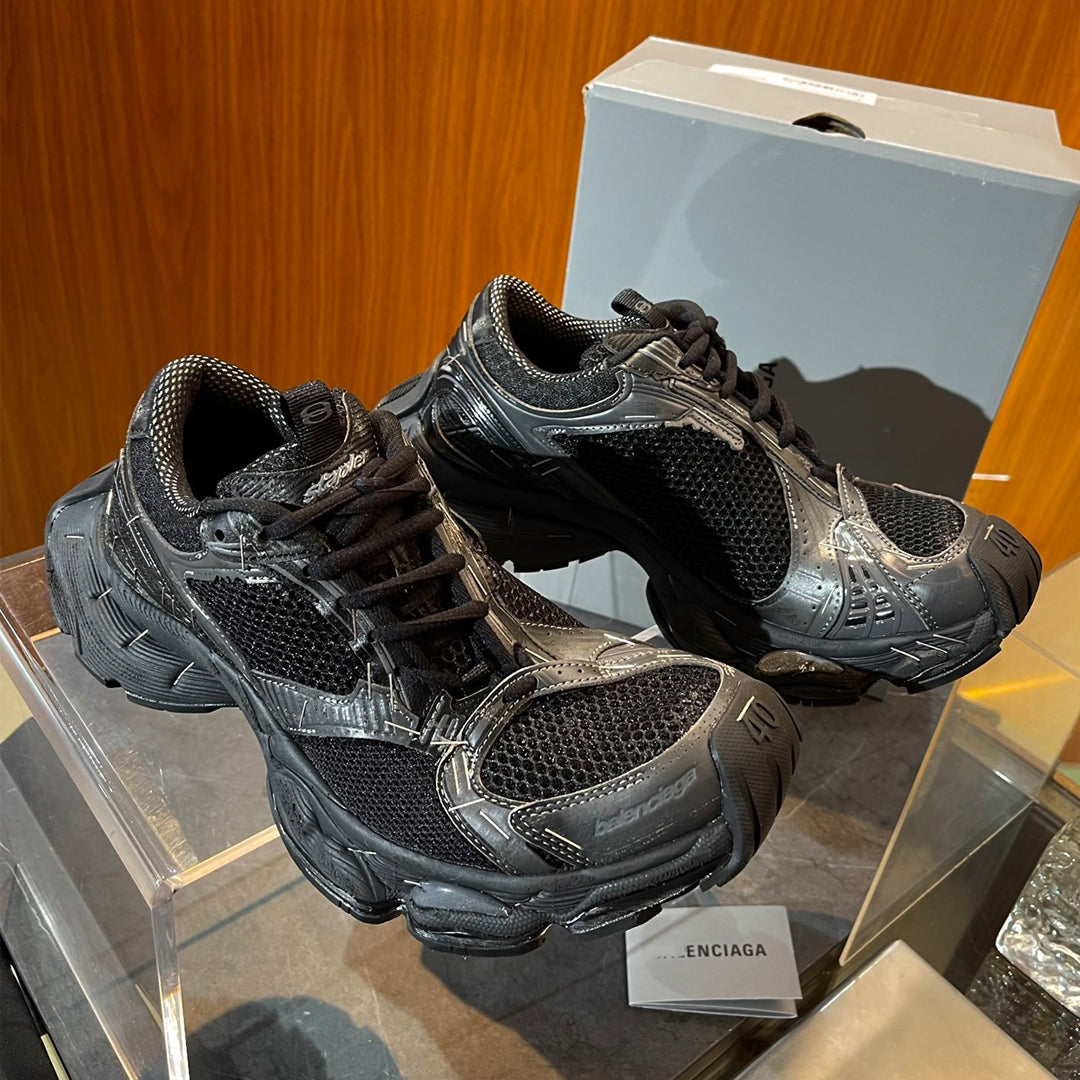Balenciaga Limited Edition Couple Style Shoe