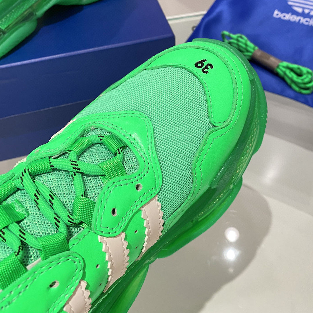 Balenciaga Collaboration Couple's Style Shoe