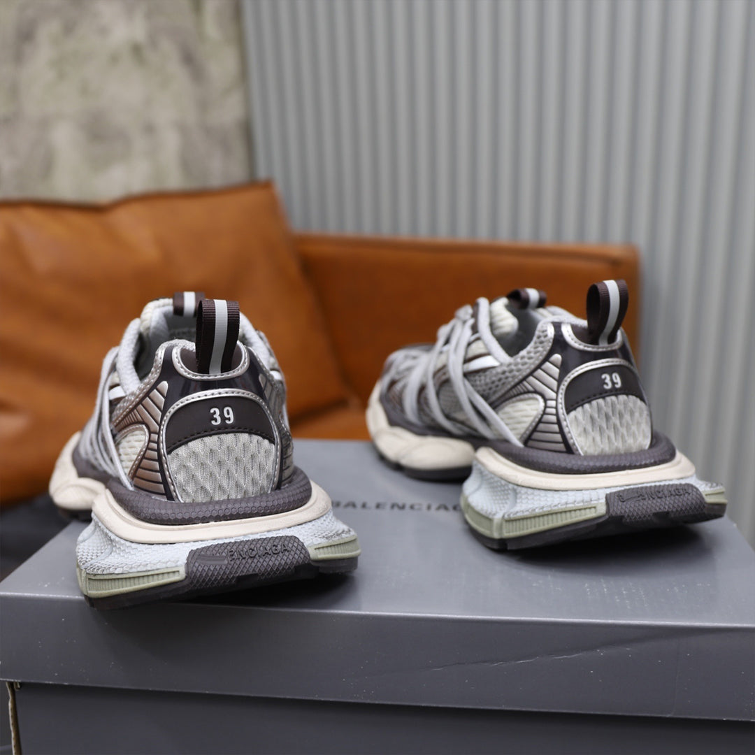 Balenciaga Limited Edition Couple's Style Shoe