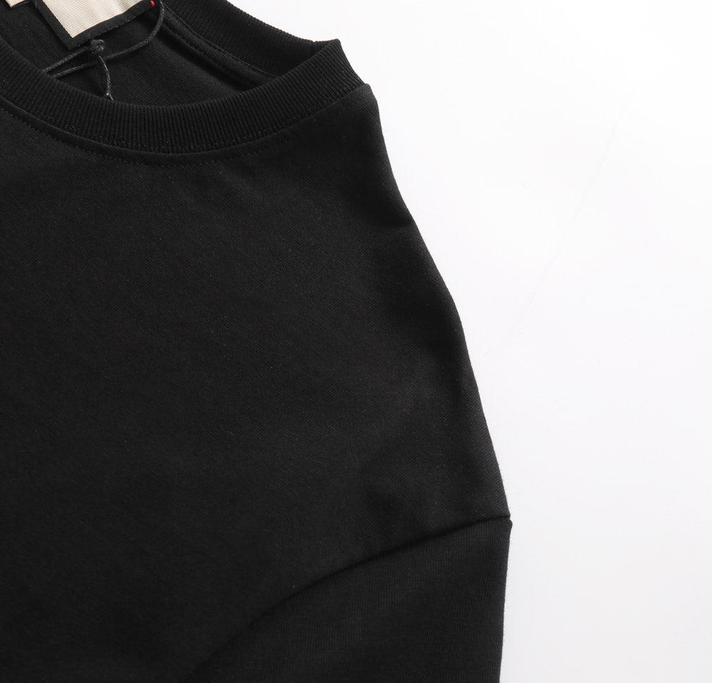 Gucci Signature 529E Apparel
