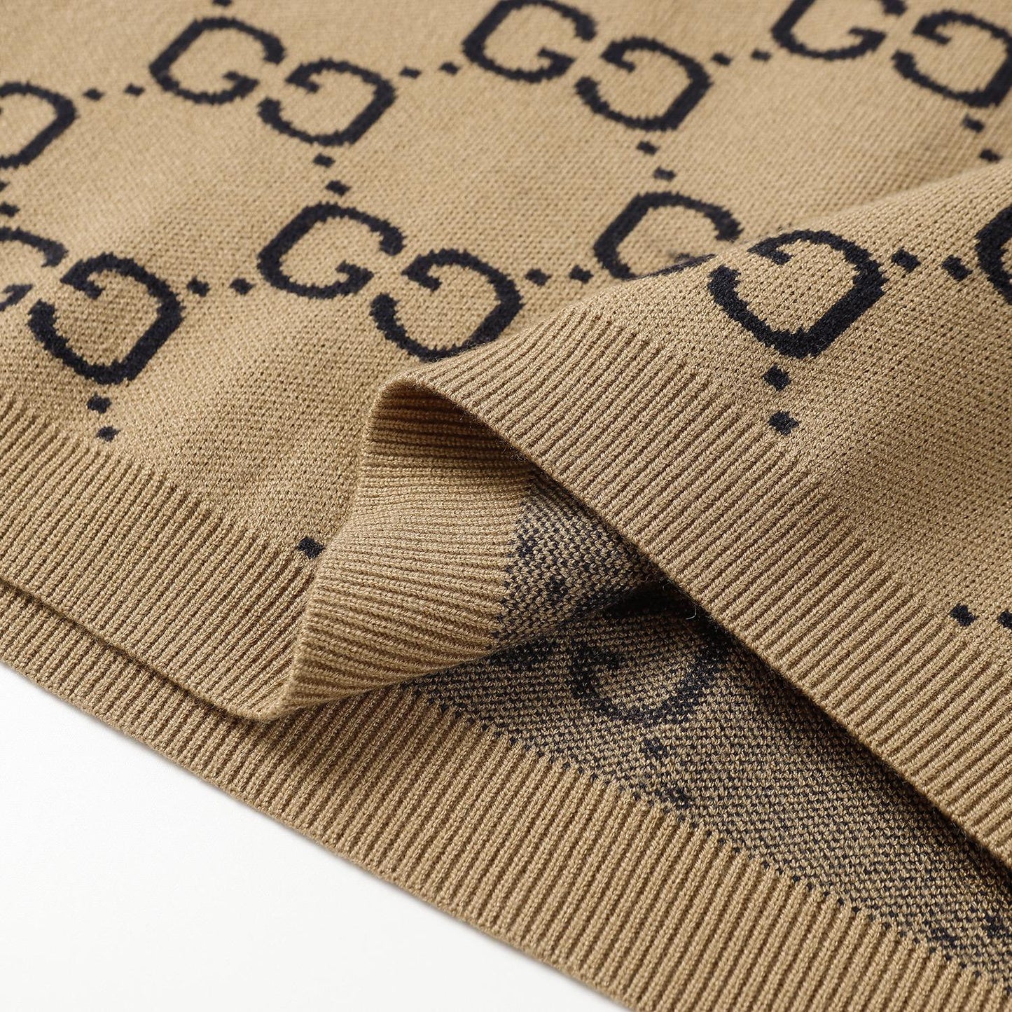 Gucci Gucc Sweater