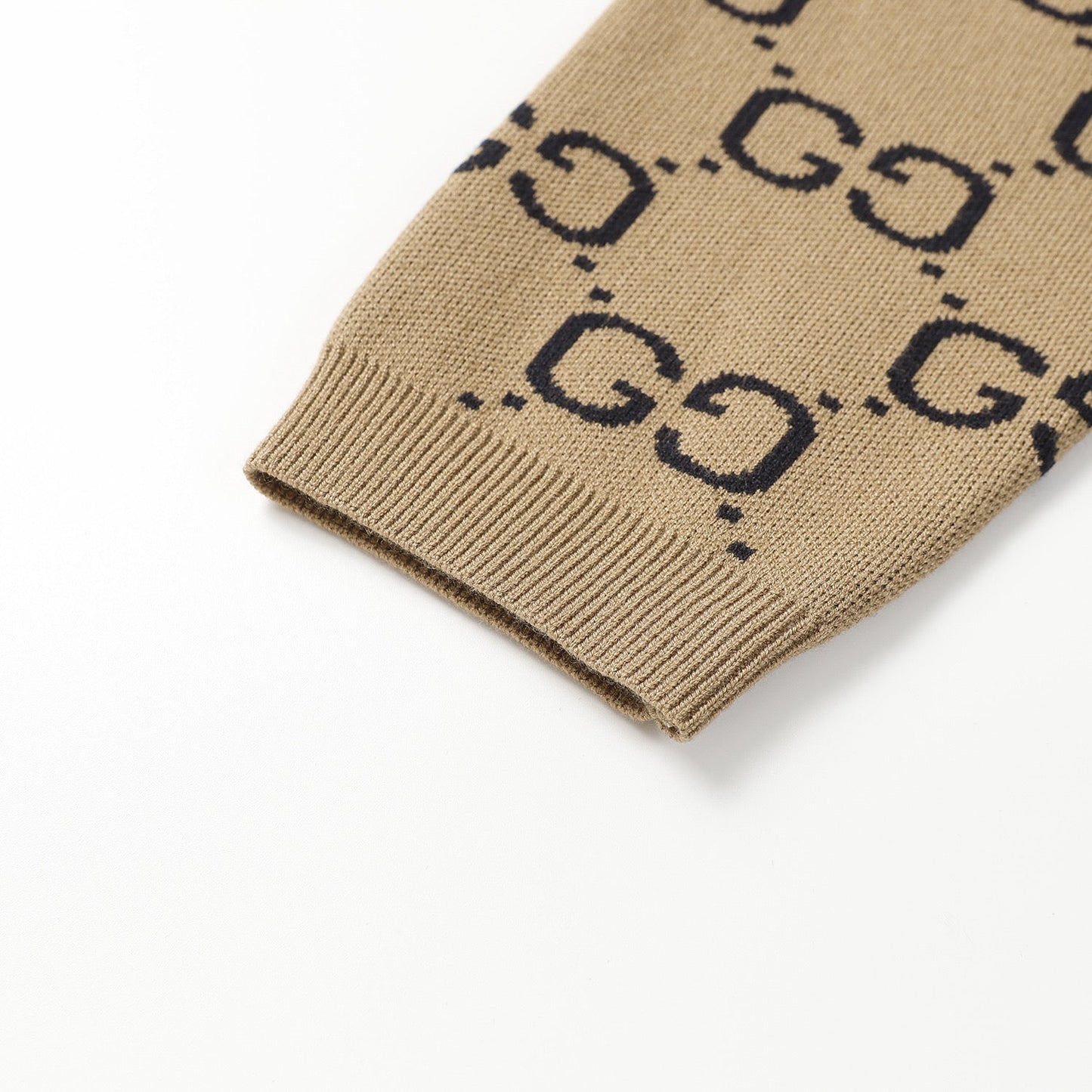 Gucci Gucc Sweater