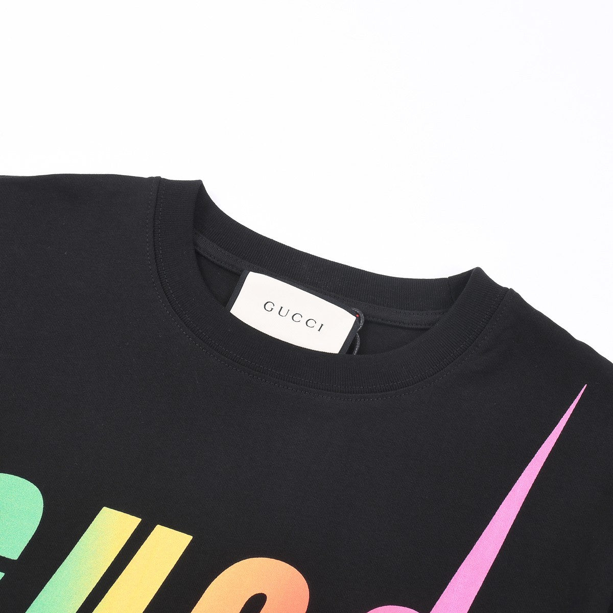 Gucci Signature 5F58 T-Shirt