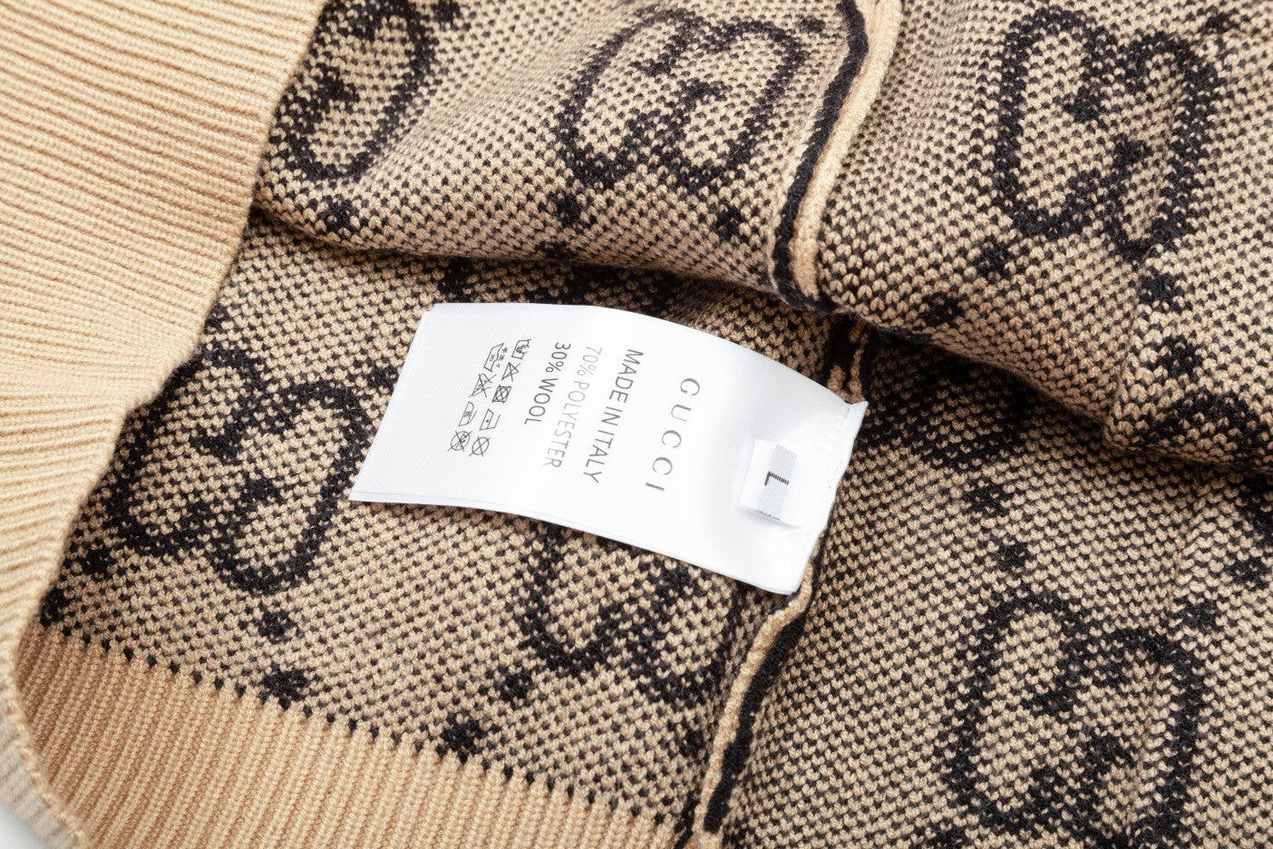 Gucci Signature BE7D Sweater
