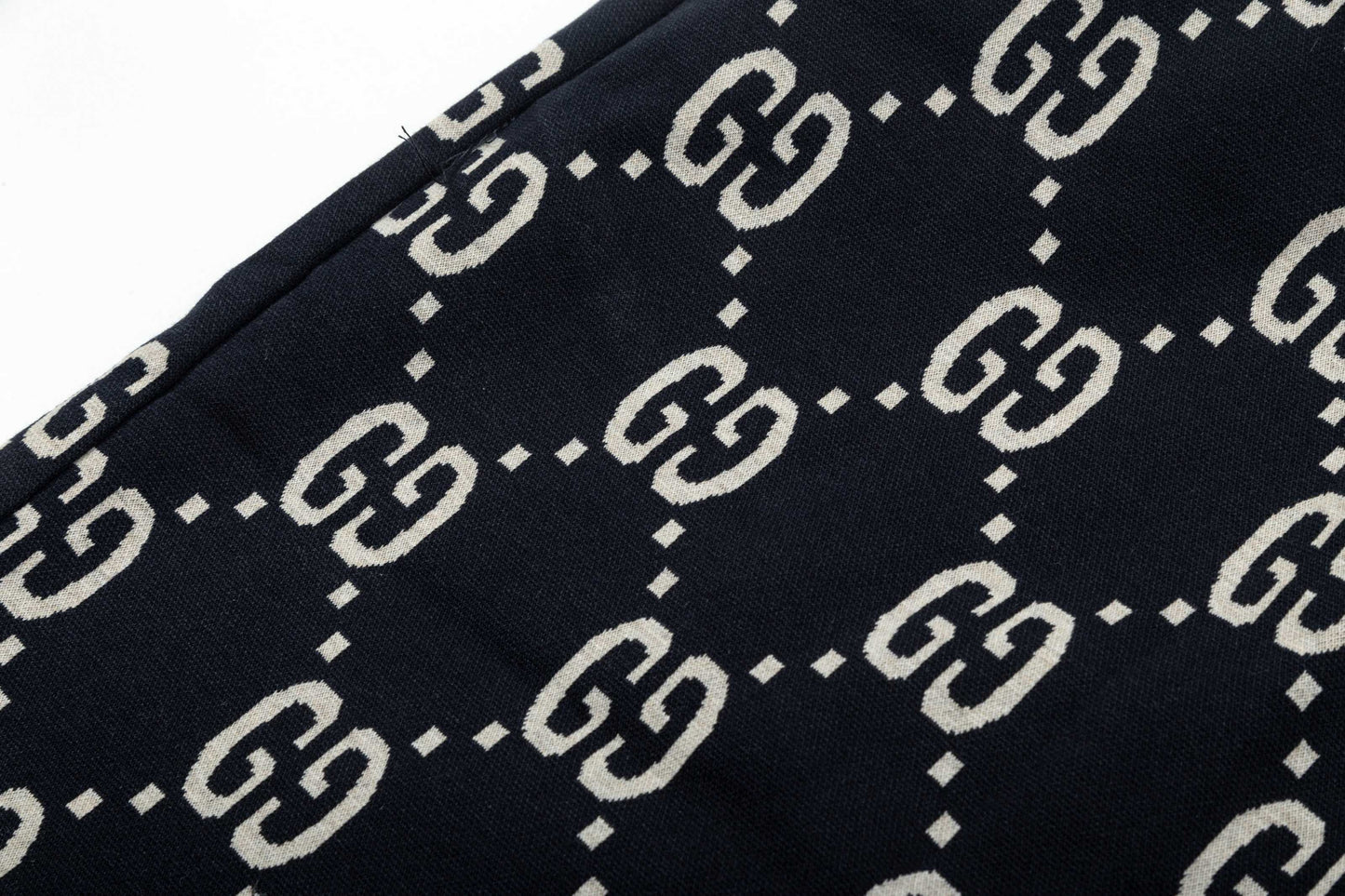 Gucci Signature 7F1D Shorts