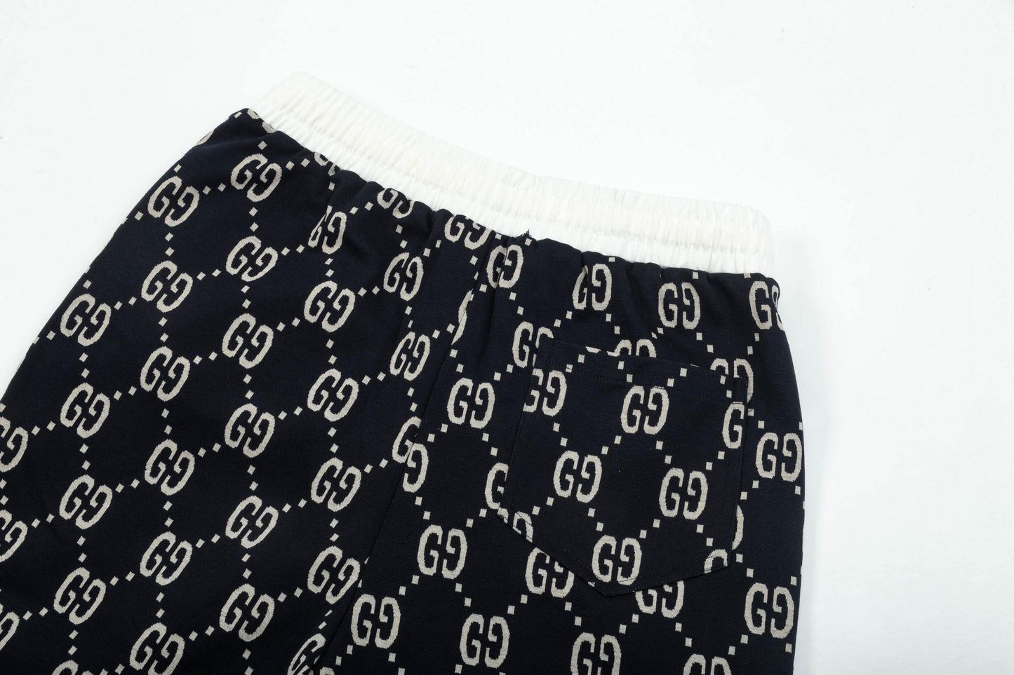 Gucci Signature 7F1D Shorts
