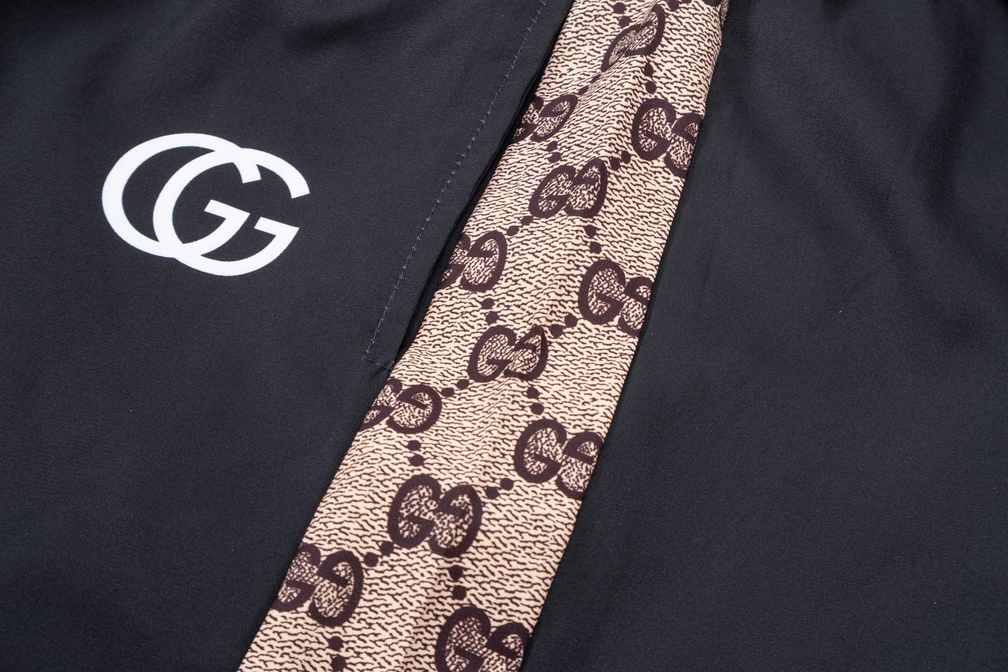 Gucci Signature 5F93 Shorts