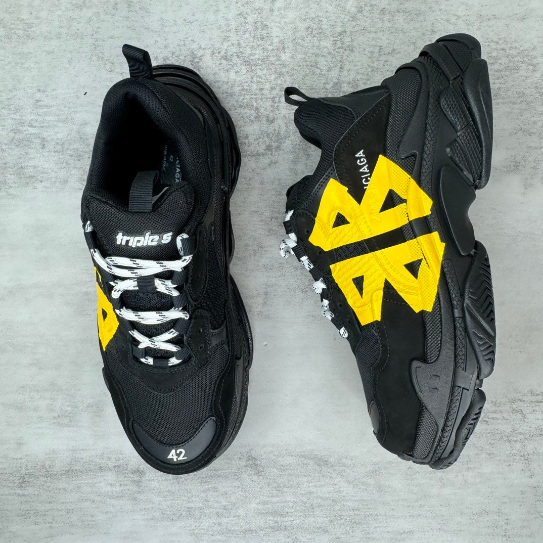 Balenciaga Collaboration Couple's Style Shoe