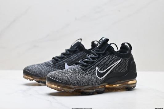 NIKE New Arrivals Running Shoe
