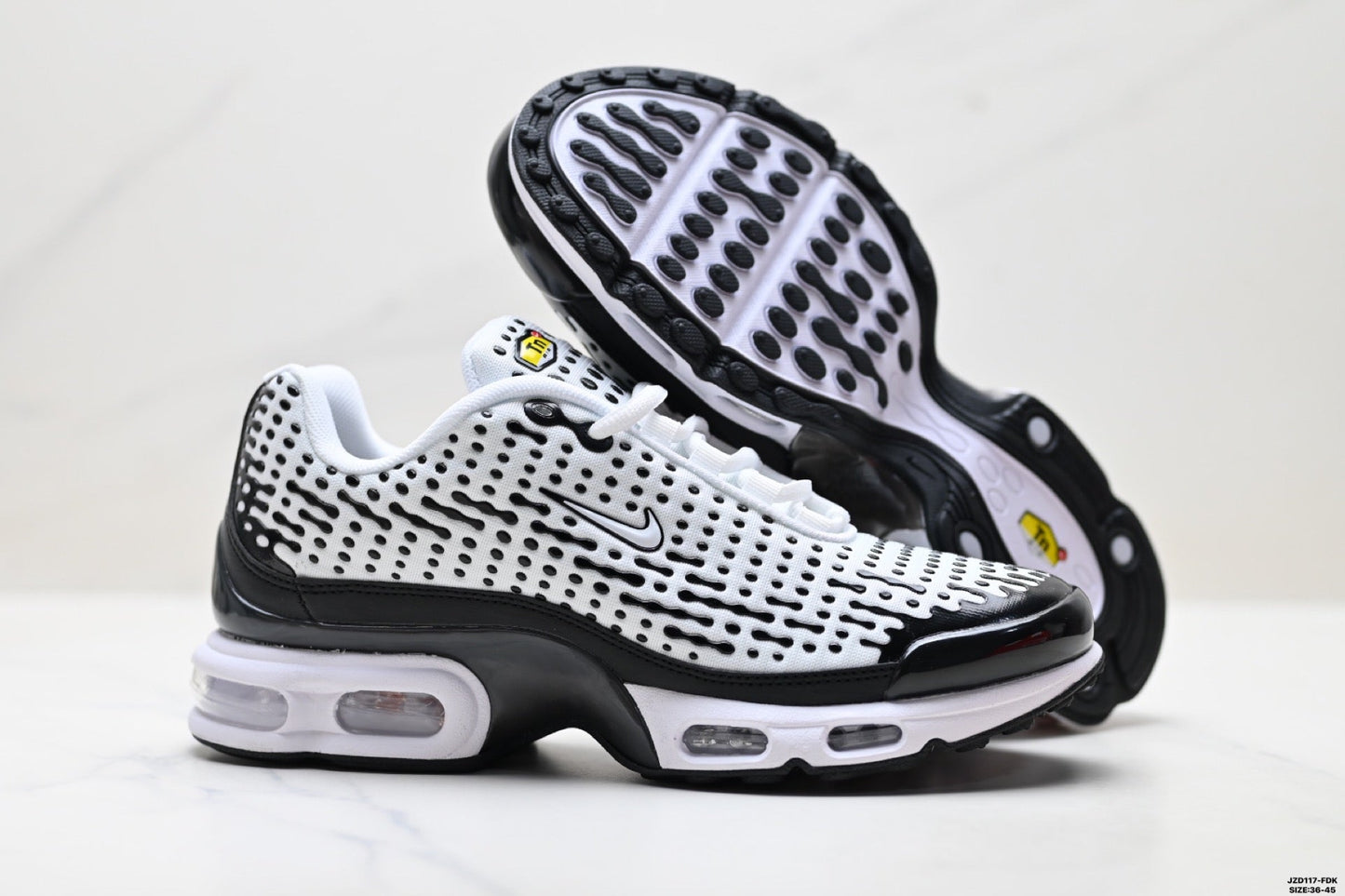 NIKE New Arrivals Running Shoe