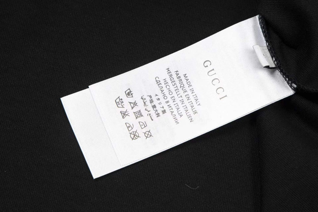 Gucci Signature 80E1 T-Shirt