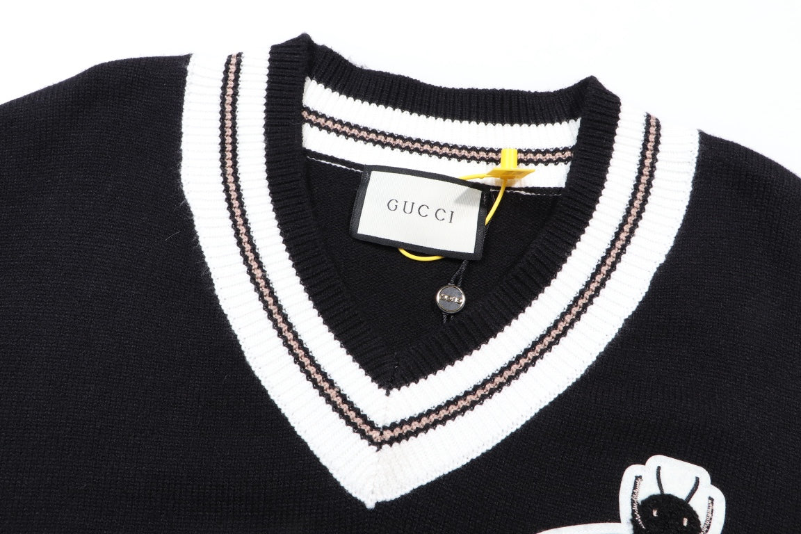 Gucci Signature E0E7 Sweater
