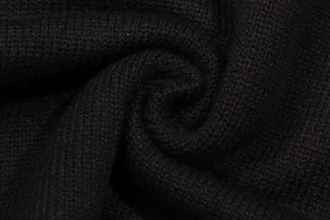 Gucci Signature E0E7 Sweater