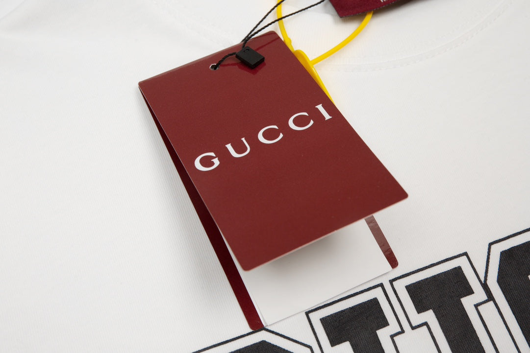 Gucci Signature AD77 T-Shirt