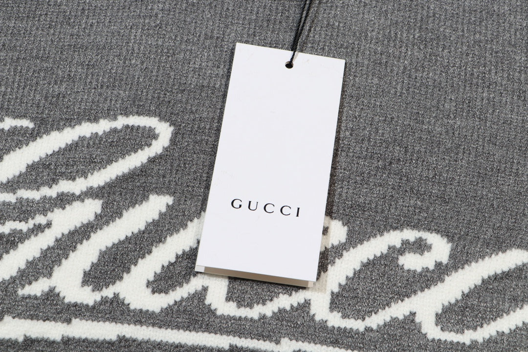 Gucci logo Sweater