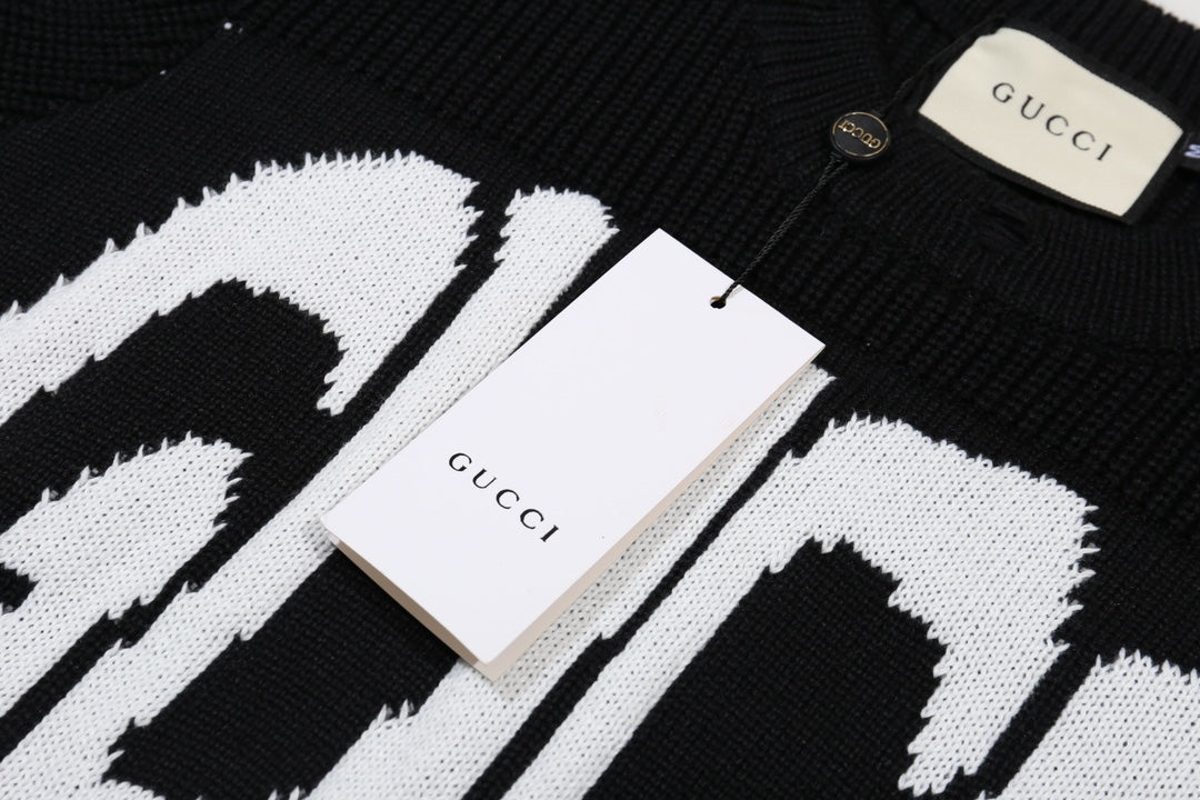 Gucci Logo Print Sweater