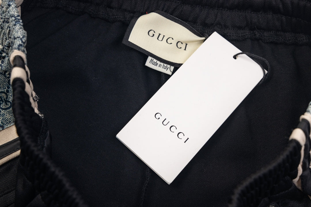 Gucci Signature D42D Pants