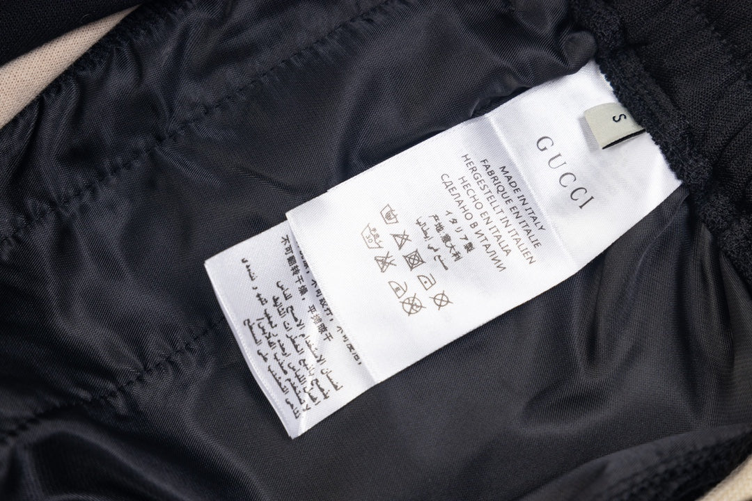 Gucci Signature D42D Pants