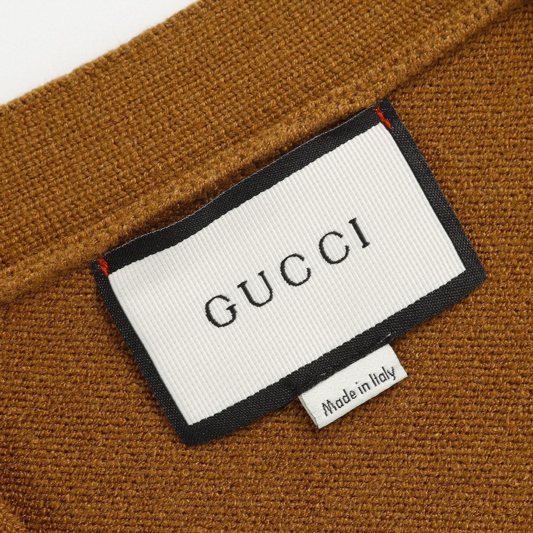 Gucci Signature 9357 Sweater