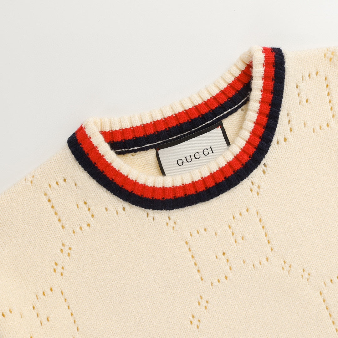 Gucci Signature 6654 Sweater