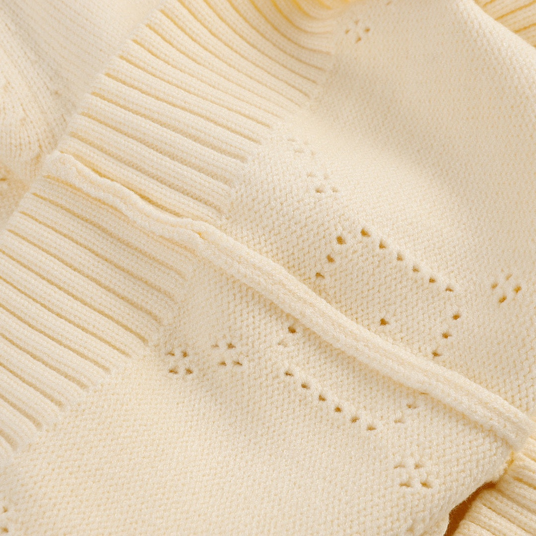 Gucci Signature 6654 Sweater