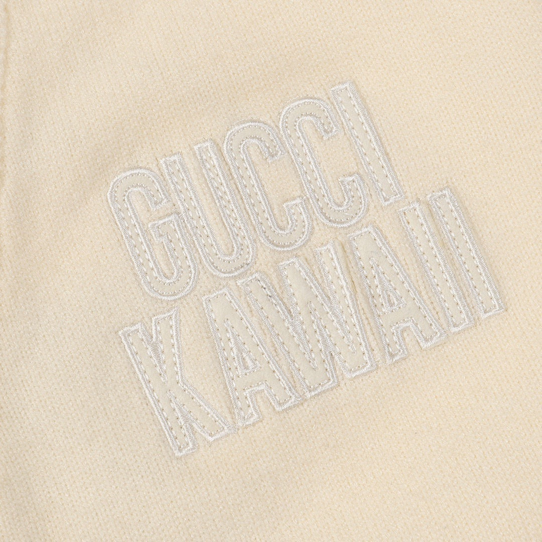 Gucci Signature 3B0A Apparel