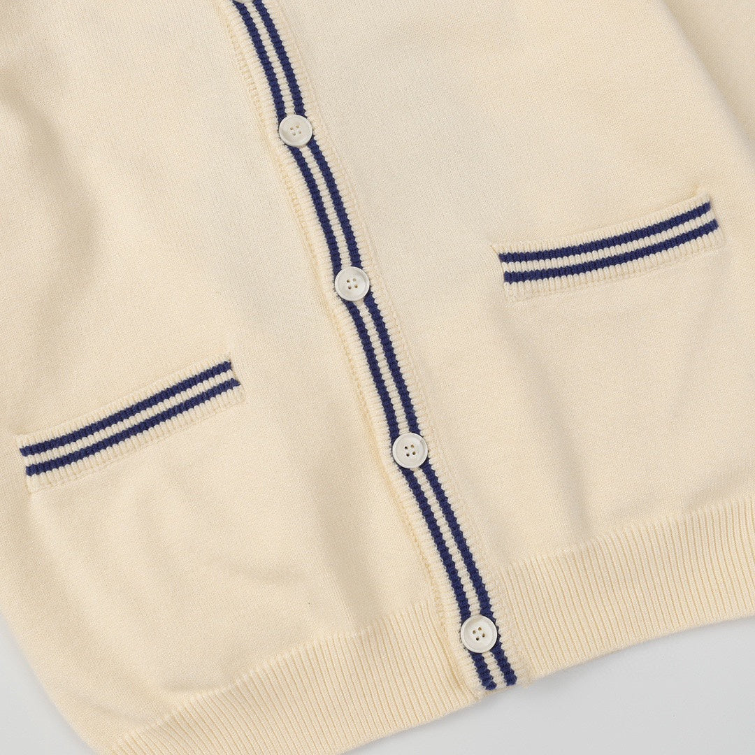 Gucci Signature 3B0A Apparel