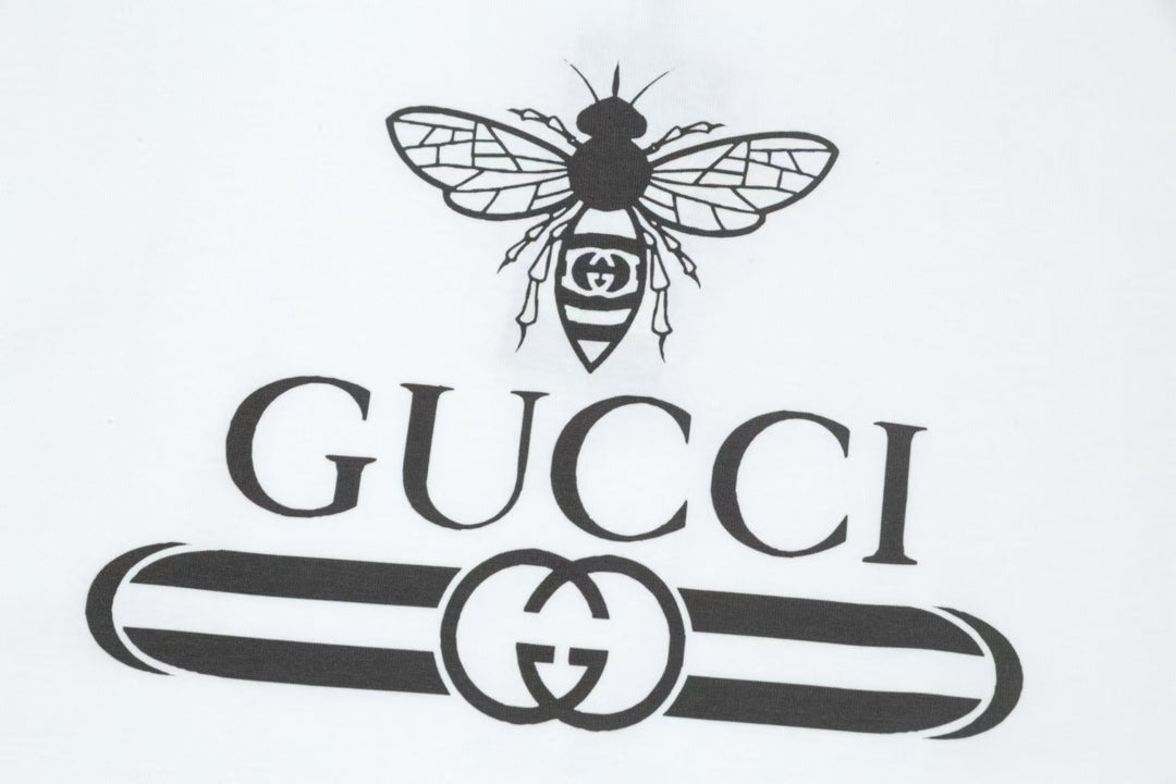 Gucci Signature A7A5 Apparel