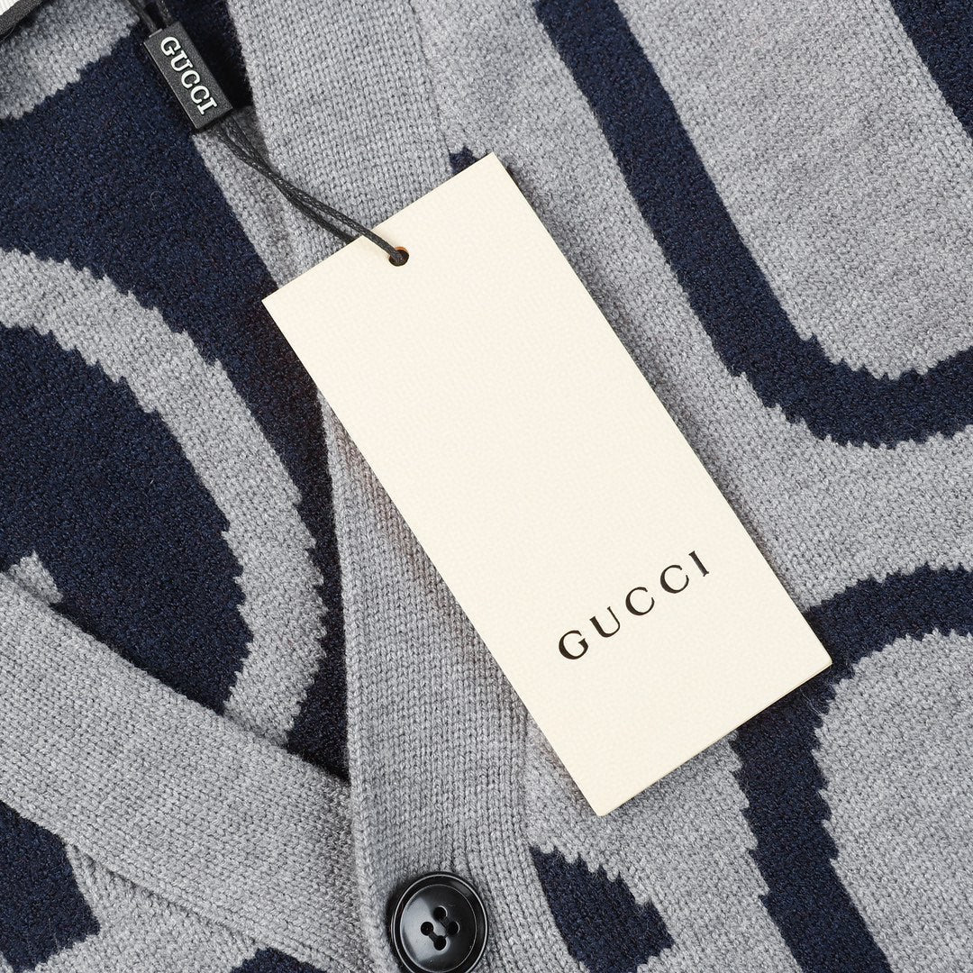 Gucci Signature 51F7 Apparel