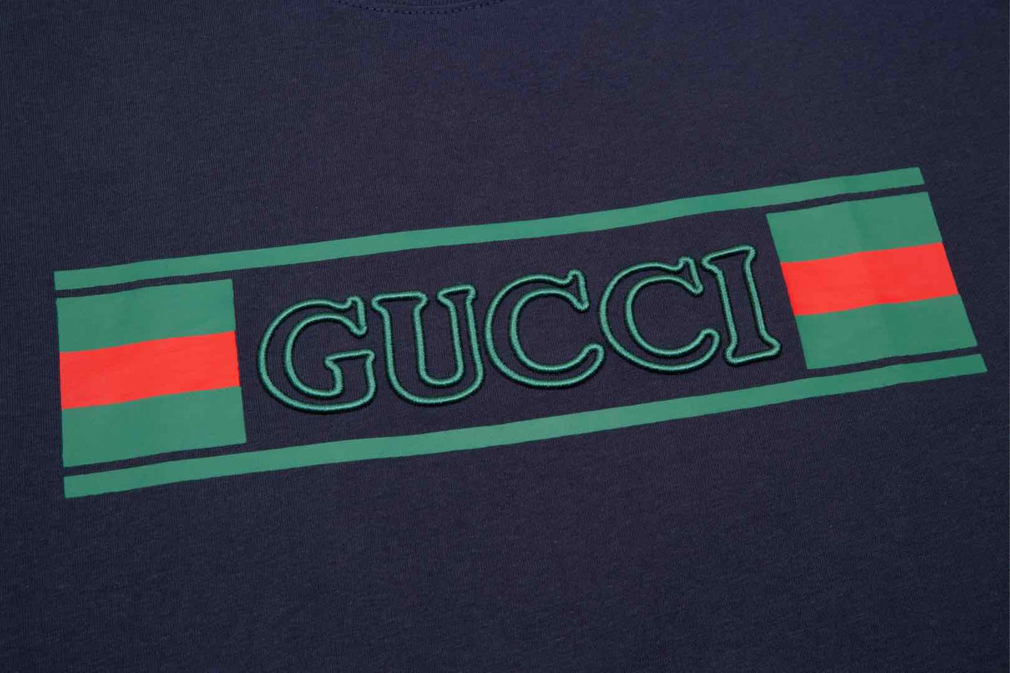 Gucci Signature 232D T-Shirt