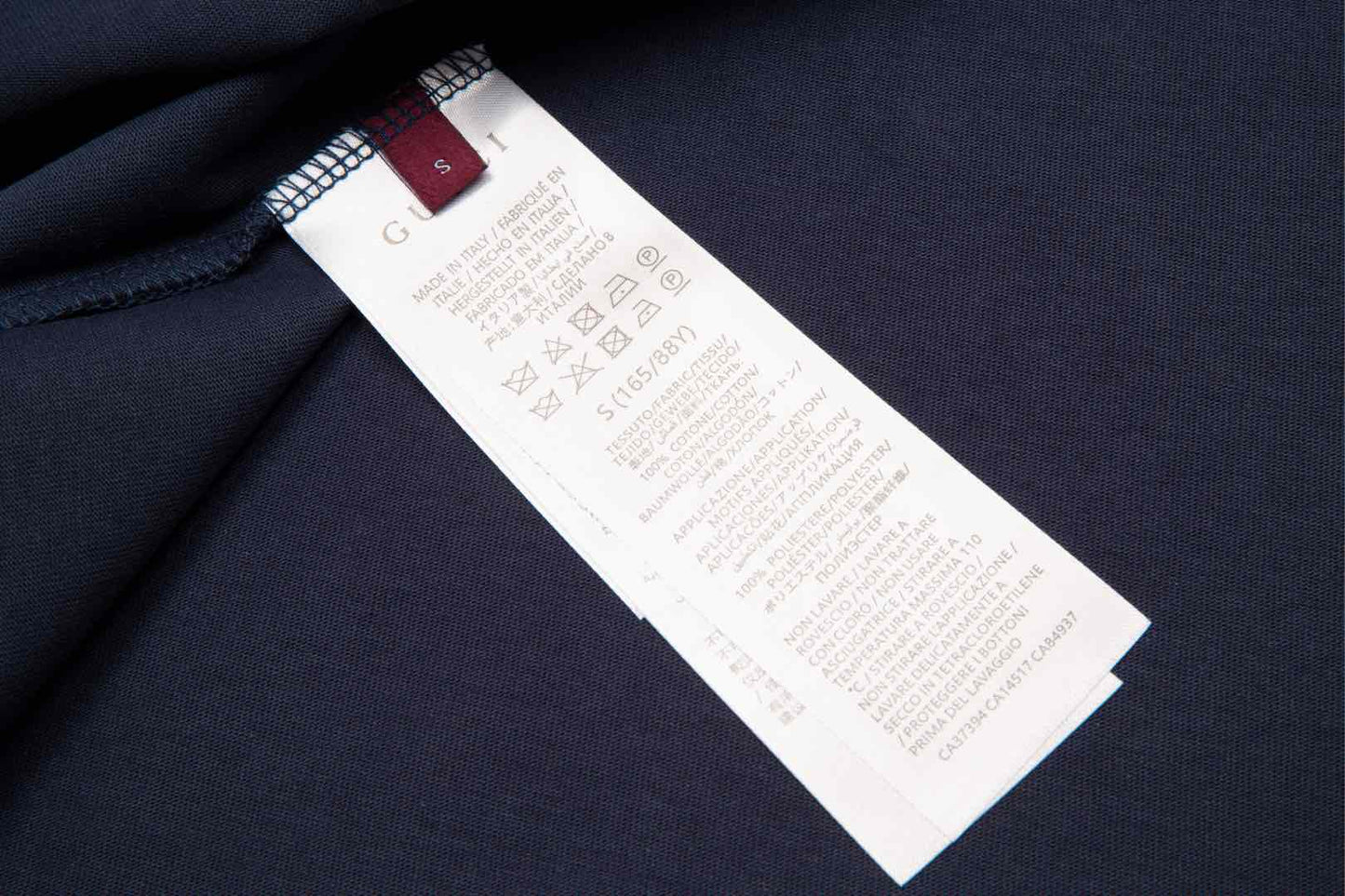 Gucci Signature 232D T-Shirt