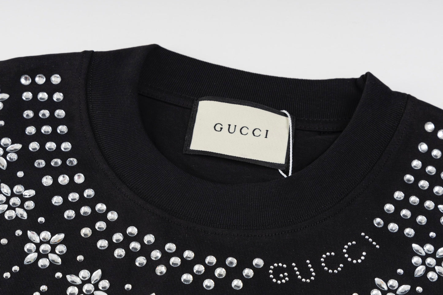 Gucci Signature 37A5 T-Shirt