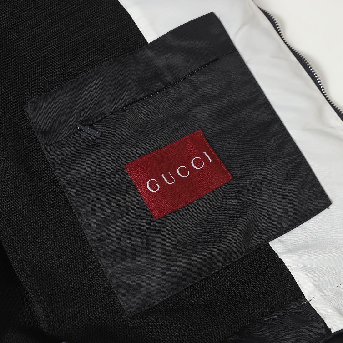 Gucci Signature 771F Jacket