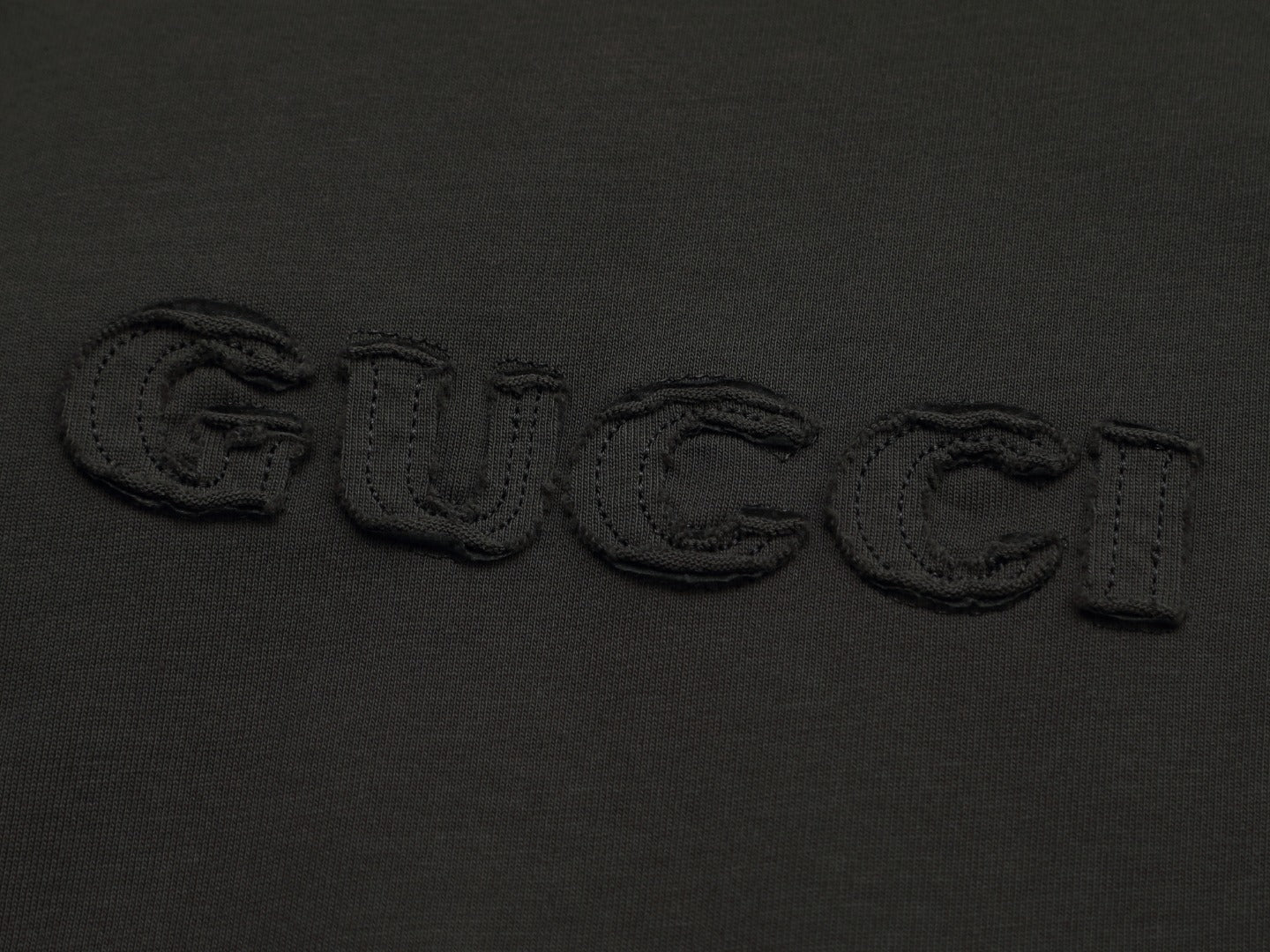 Gucci Signature 701F T-Shirt
