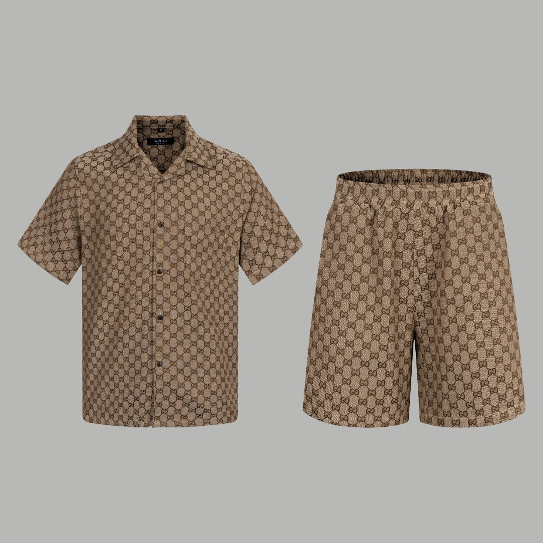 Gucci GUCCI LOGO T-Shirt